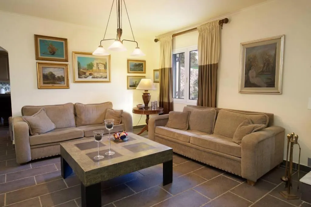 Holiday home Konstantinas House, A Touch Of Nature & Sea Ferendinata Greece
