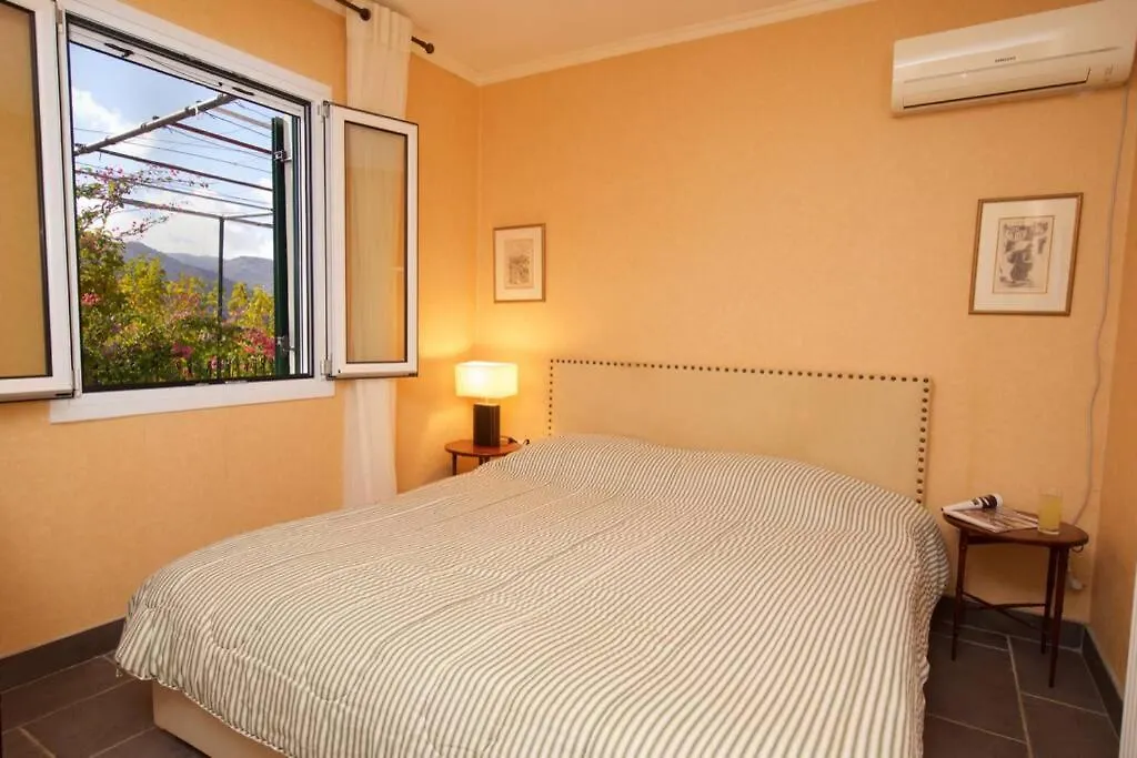 Konstantinas House, A Touch Of Nature & Sea Ferendinata