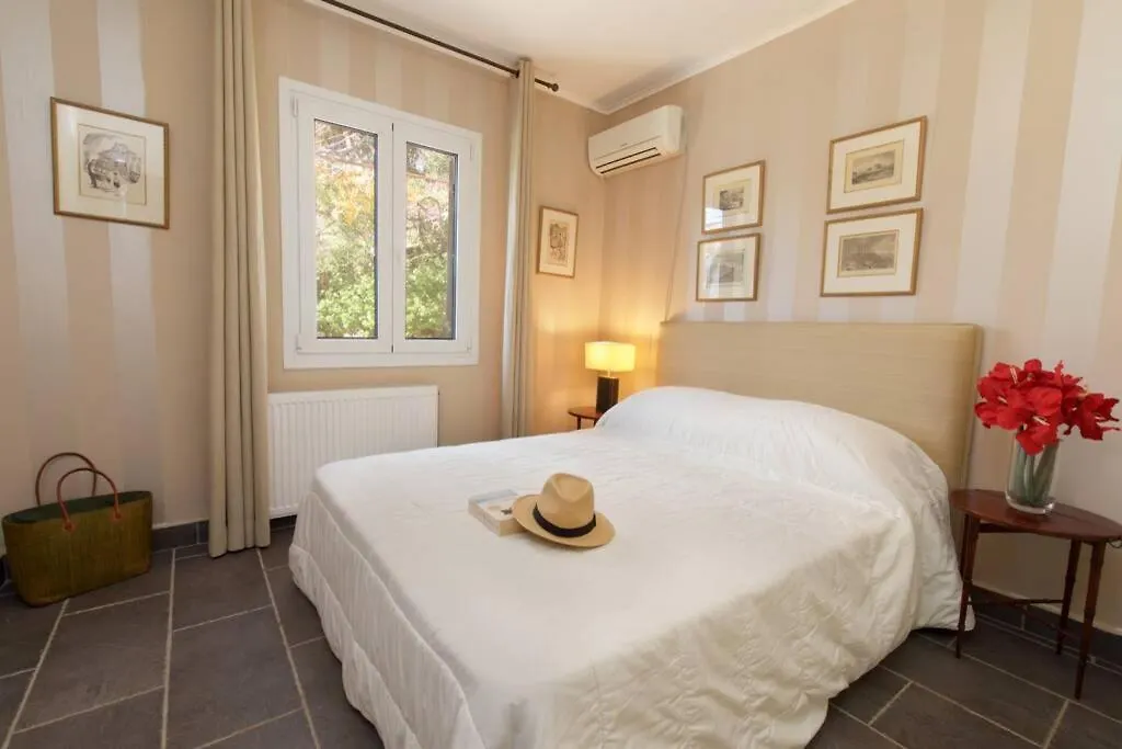 Konstantinas House, A Touch Of Nature & Sea Ferendinata Greece